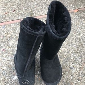 Bearpaw Women  Boots